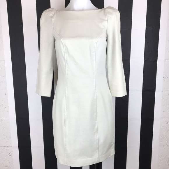 Diane Von Furstenberg Dresses & Skirts - Diane Von Furstenberg Cream Zip Back Mini Dress